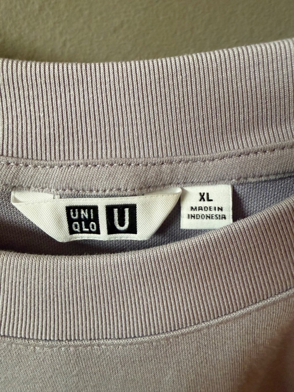 UNIQLO Purple "Airism" Long-Sleeve Tee - Picture 2 of 6